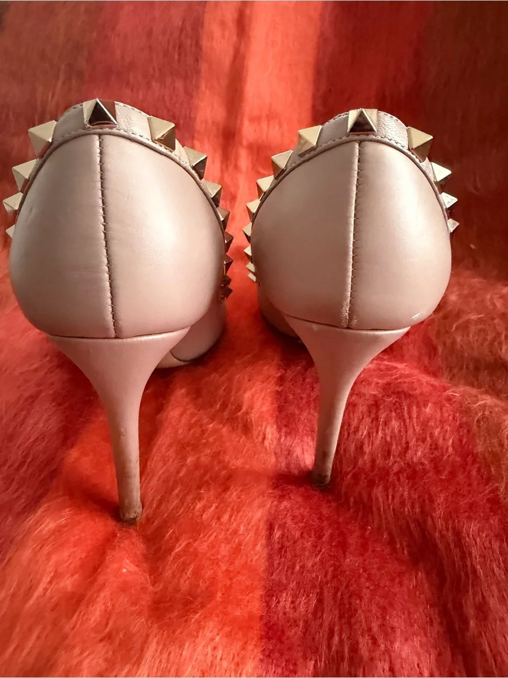 Authentic Valentino Garavani Rockstud Pumps | Nude Leather | EU 35.5